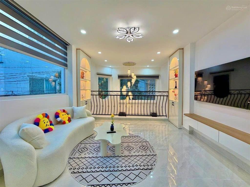 Nhà 4 tầng, hậu giang, sát him lam, 80m², 7 tỷ