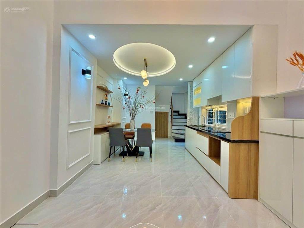 Nhà 4 tầng, hậu giang, sát him lam, 80m², 7 tỷ