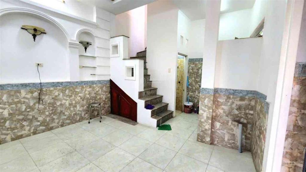 Nhà 4 tầng hậu giang, ngay chợ minh phụng, 85m2, hơn 7 tỷ