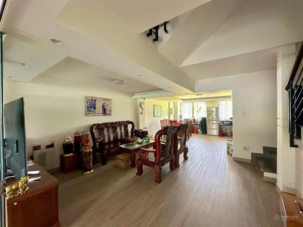 Biệt thự view kênh phú định, 3 tầng, 140m2, ngang 7m, hơn 8 tỷ