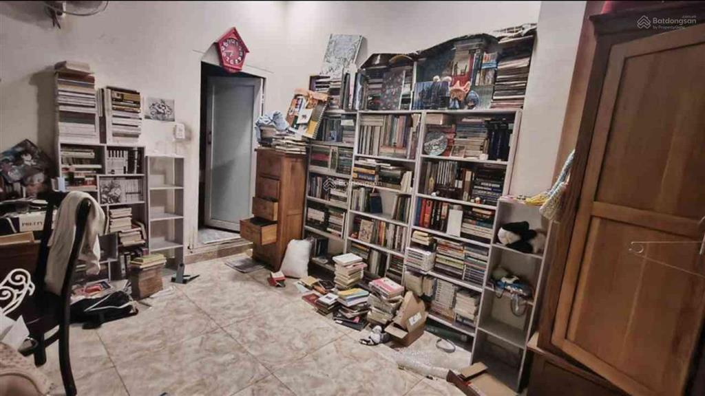 Nhà sát mặt tiền bà hom, 60m2, hơn 5 tỷ
