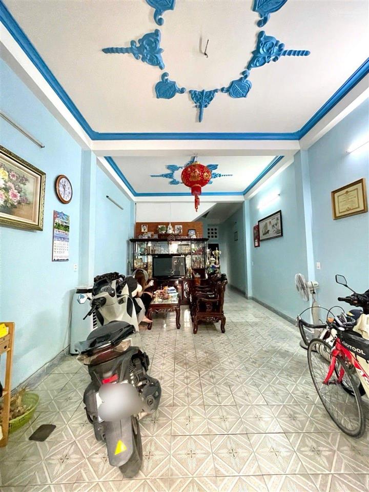 Nhà 3 tầng, hẻm xe tải, phú định, 80m2, 4x20m, hơn 5 tỷ