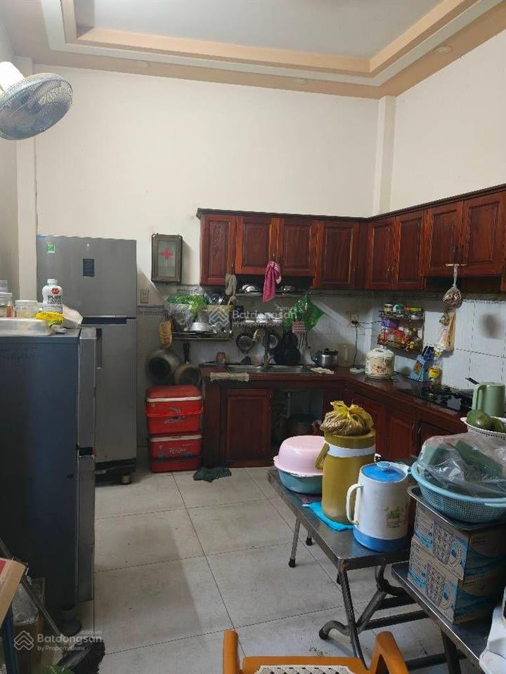 Bán nhà trương đình hội  p.16, q8 ( cũ )  căn góc hẻm thoáng, ko vạc góc, 3 tầng, 46m2