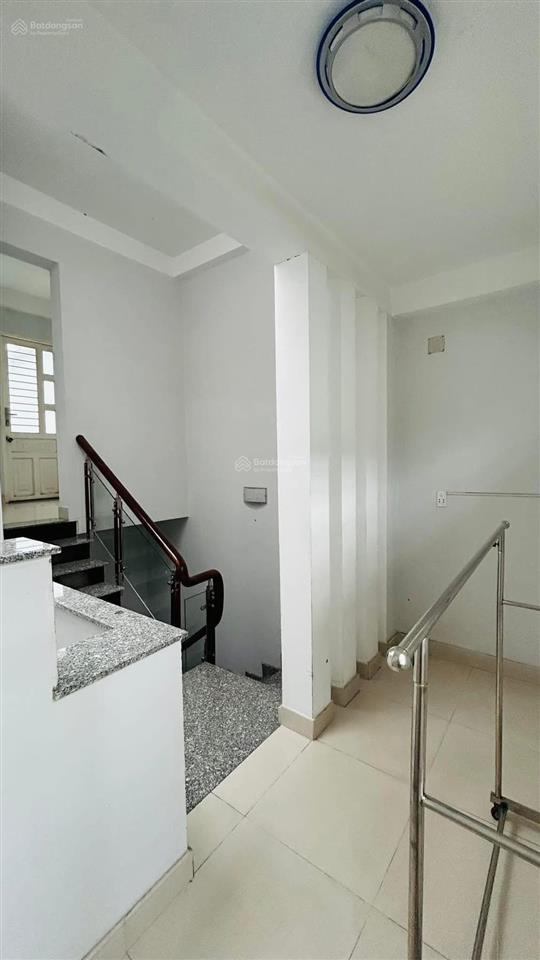 Cho thuê nhà 254/ lê văn thọ p11 gò vấp 4m x 17m 4pn 5wc khép kín hướng nam