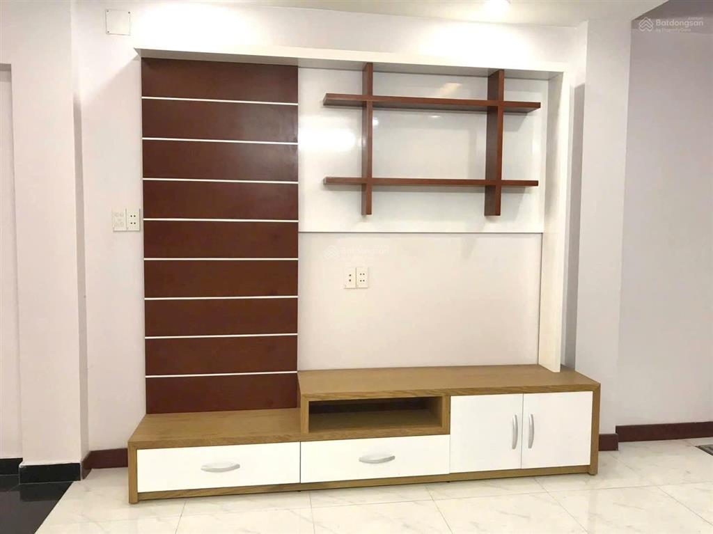 Cho thuê nhà hẻm xe hơi 310/ dương quảng hàm p5 gò vấp 4mx15m 4pn 5wc sẵn máy lạnh