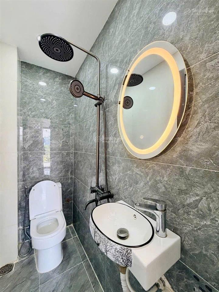 Cho thuê nhà mới 100% 237// phạm văn chiêu p14 gò vấp 4m x 12m 3pn 3wc full nội thất