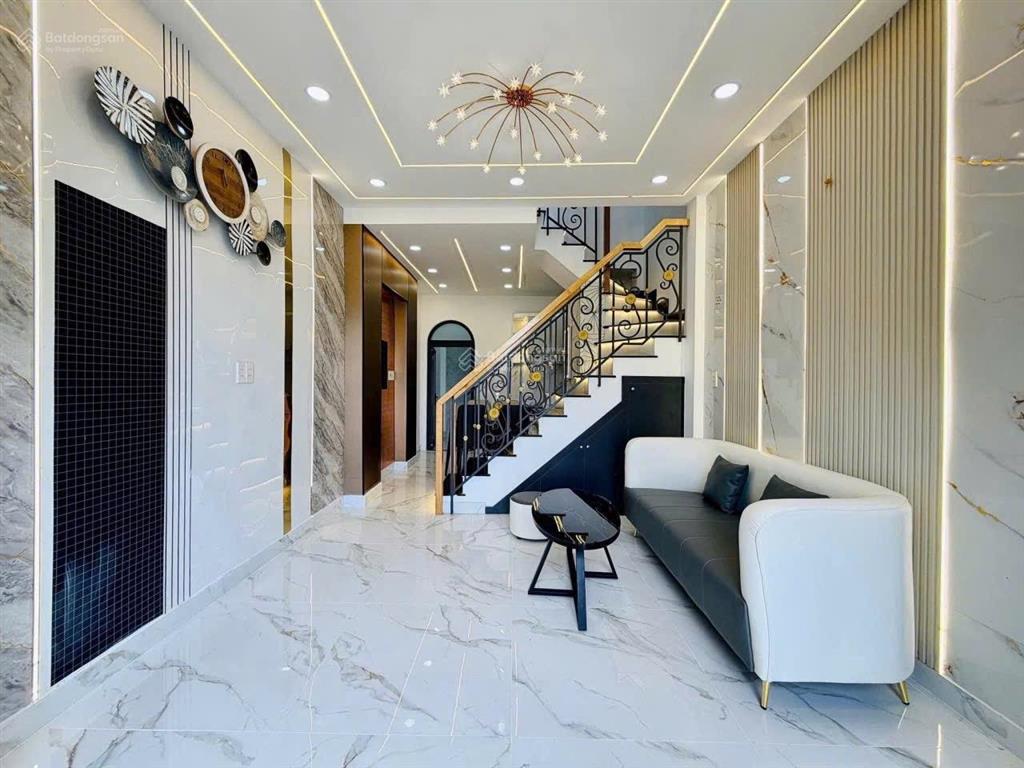 Cho thuê nhà mới 100% 237// phạm văn chiêu p14 gò vấp 4m x 12m 3pn 3wc full nội thất