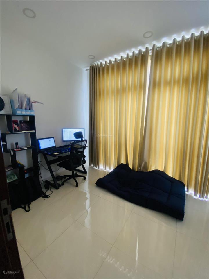 Cho thuê nhà hxh 373/ thống nhất p11 gò vấp 4mx10m 4pn 3wc nhà mới tặng vườn sau sạch