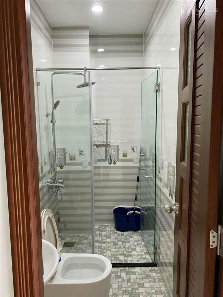 Cho thuê nhà nguyên căn hẻm xe hơi 656 quang trung p11 gò vấp 4m x 13m 4pn 3wc