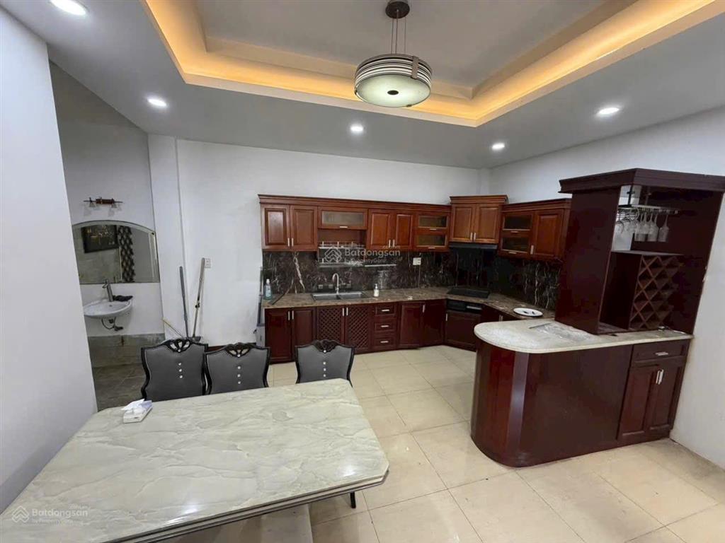 Cho thuê nhà hẻm xe hơi 25/bùi quang là p12 gò vấp 5,5m x 18m 5pn 6wc khép kín