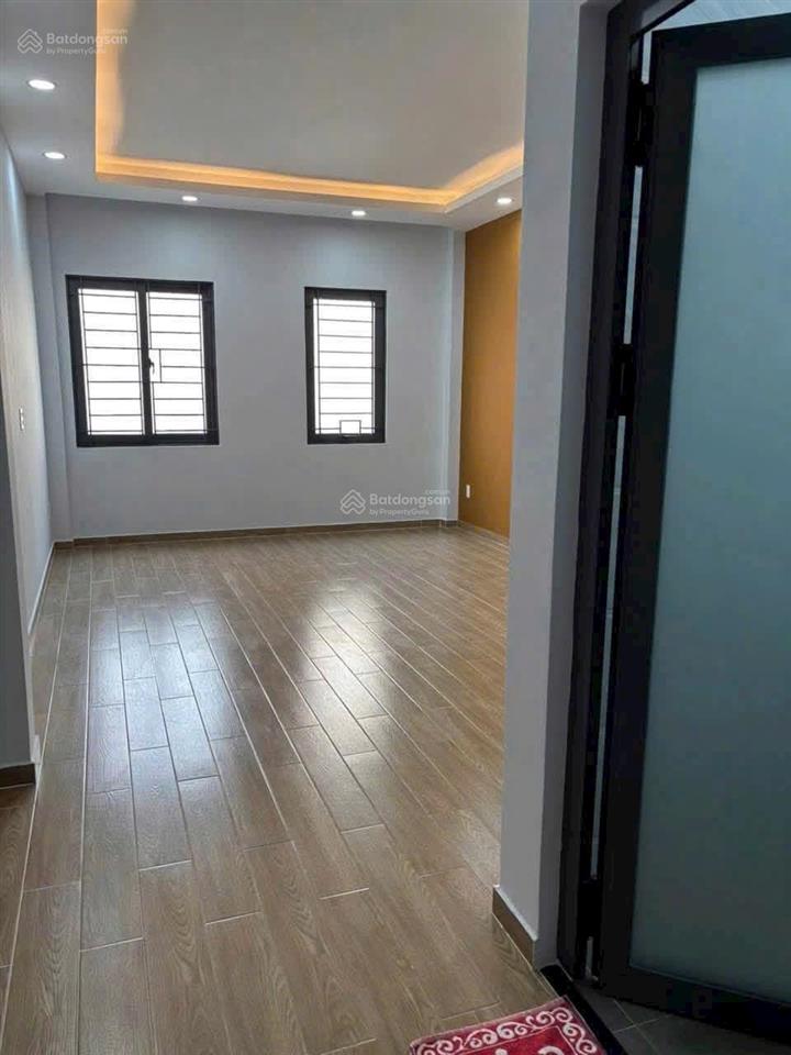 Cho thuê nhà mới nguyễn kiệm p3 gò vấp 4m x 10m 4pn 3wc gần sân bay, bv 175