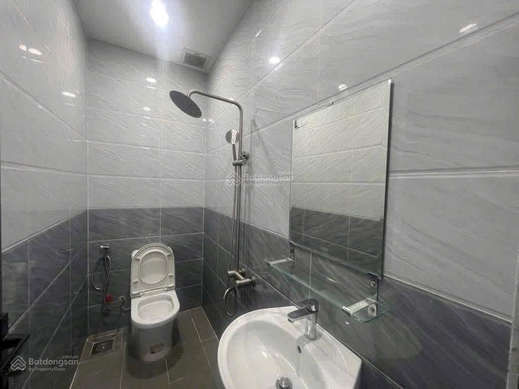 Cho thuê nhà mới nguyễn kiệm p3 gò vấp 4m x 10m 4pn 3wc gần sân bay, bv 175