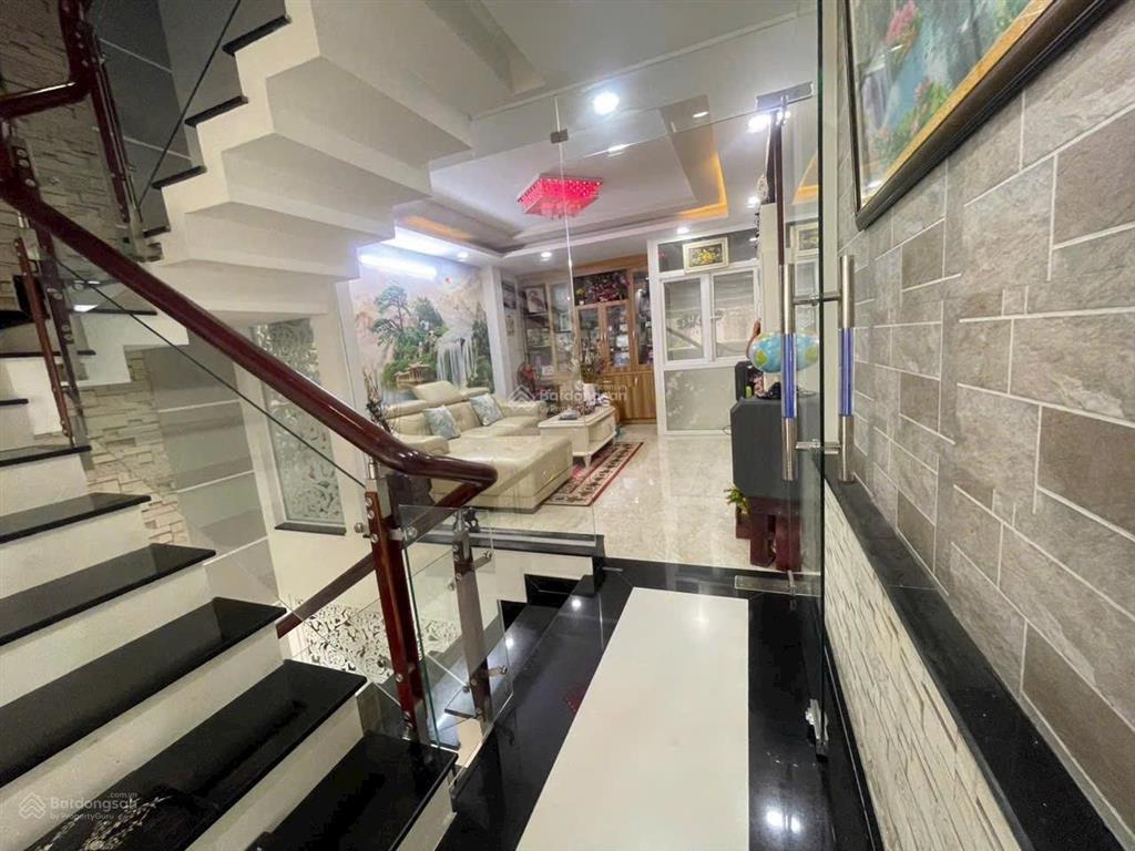 Cho thuê nhà hẻm xe hơi thống nhất, phường 11, quận gò vấp 4m x 16m 5pn 5wc full nội thất