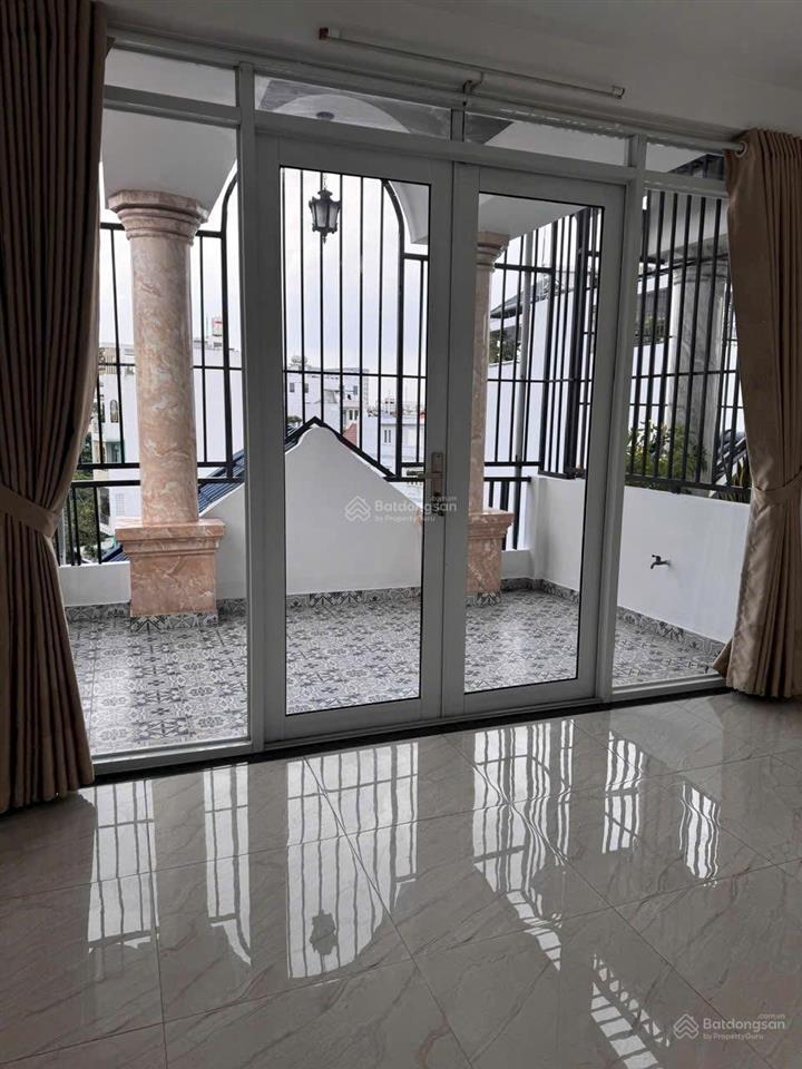Cho thuê nhà hẻm xe hơi 141/đường số 28 p6 gò vấp 4m x 15m 4pn 5wc kép kín gần chợ an nhơn