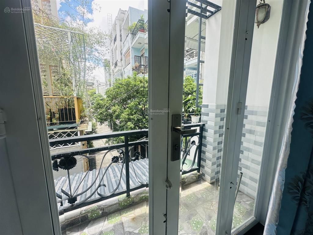 Cho thuê nhà nguyễn văn khối, p9 gò vấp 3,5m x 14m 3pn 2wc sân để xe