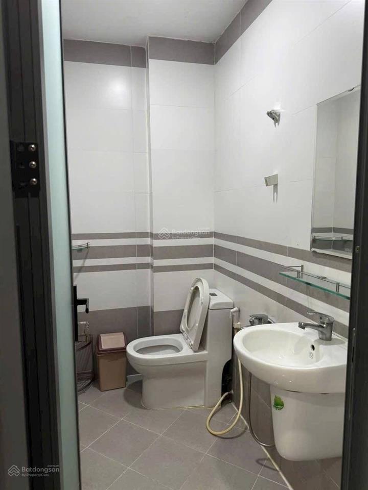 Cho thuê nhà hxh 549/ lê văn thọ p14 gò vấp 4m x 14m 4pn 5wc hướng đông nam