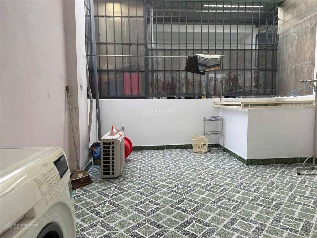 Cho thuê nhà hxh 549/ lê văn thọ p14 gò vấp 4m x 14m 4pn 5wc hướng đông nam