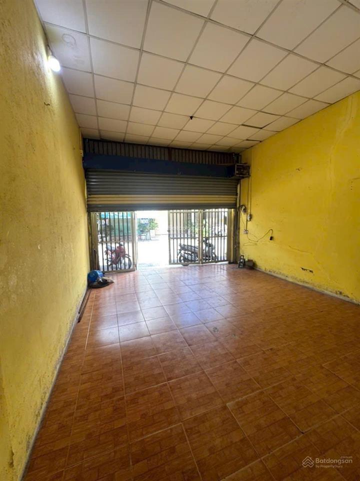 Cho thuê nhà xưởng có điện 3 pha hẻm xe tải 1358/ quang trung p14 gò vấp 5m x 20m