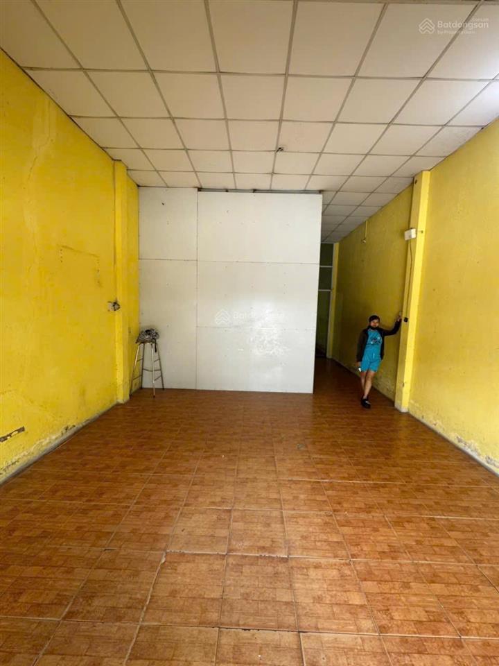 Cho thuê nhà xưởng có điện 3 pha hẻm xe tải 1358/ quang trung p14 gò vấp 5m x 20m