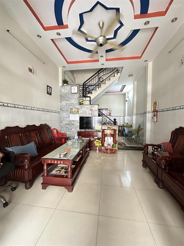 Nhà 4 tầng hxh thông độc lập gần tân sơn nhì chỉ 6,x tỷ