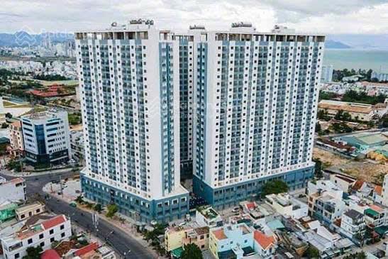 Căn hộ tầng cao view thoáng, nội thất mới, sổ hồng, sẵn sàng giao dịch