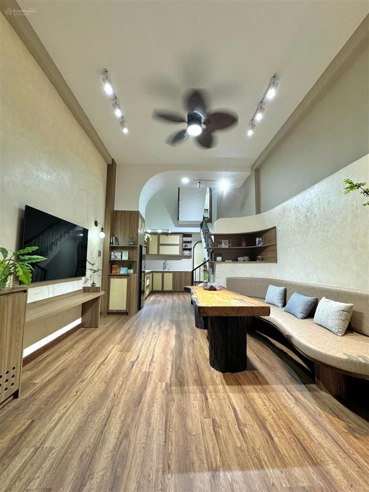 Bán nhà kiệt ô tô 5m nguyễn văn linh gần cầu rồng