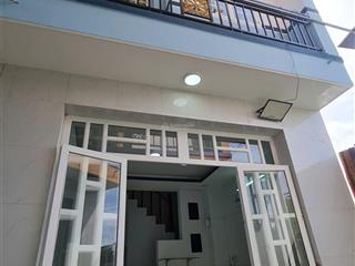 Nhà 2 lầu ngay ngã 3 tân kim quốc lộ 50 giá chỉ 1 tỷ 690tr