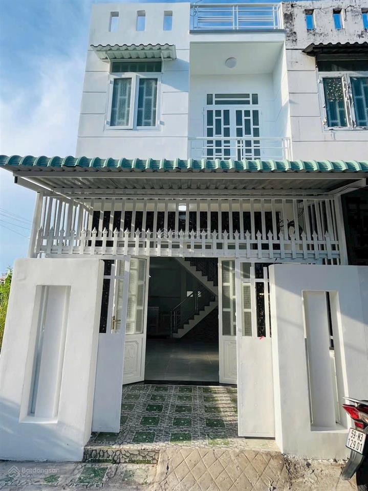 Nhà ngay gần ngã 3 tân kim đường ô tô giá quá rẻ