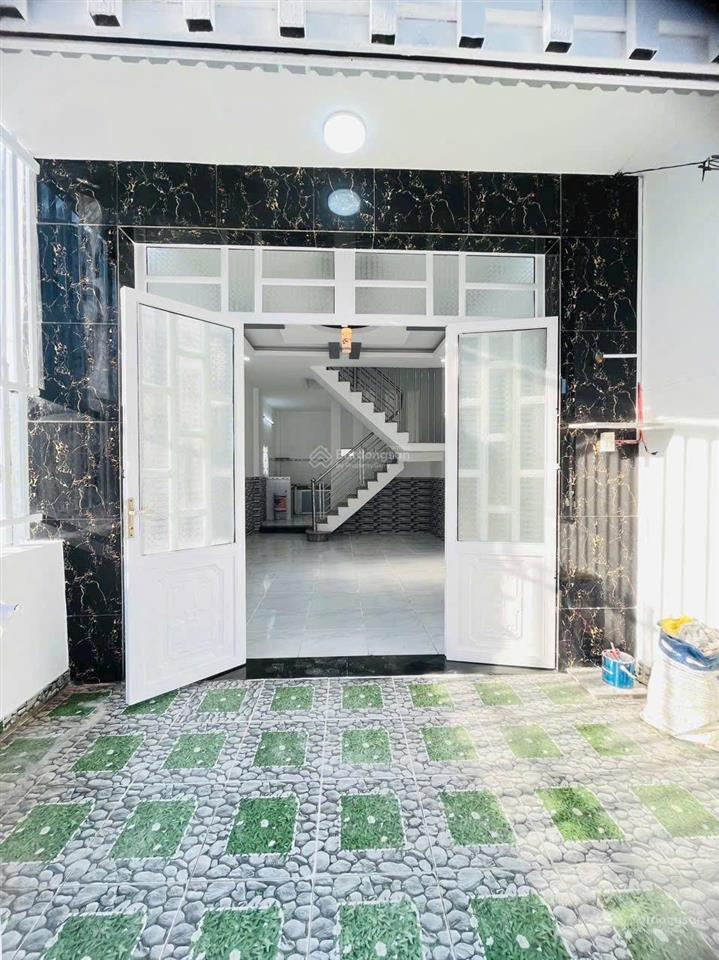 Nhà ngay gần ngã 3 tân kim đường ô tô giá quá rẻ
