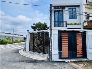 Nhà sân vườn mini 2 mặt tiền ngay ngã 3 tân kim