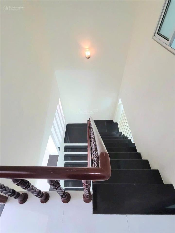 Nhà tân kim, đường ô tô, sổ hồng riêng hoàn công