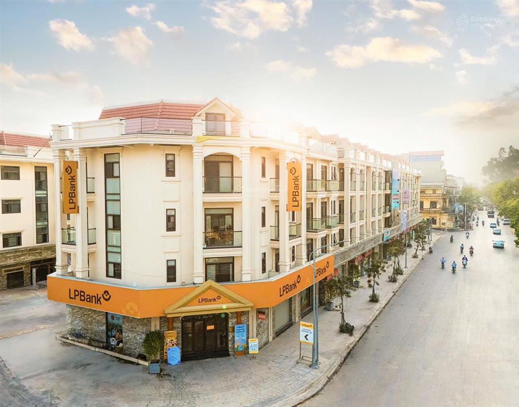 Căn chuyển nhượng him lam thường tín đẹp tháng 9. giá 12,8 tỷ/căn  sổ đỏ có sẵn.  0944 960 ***