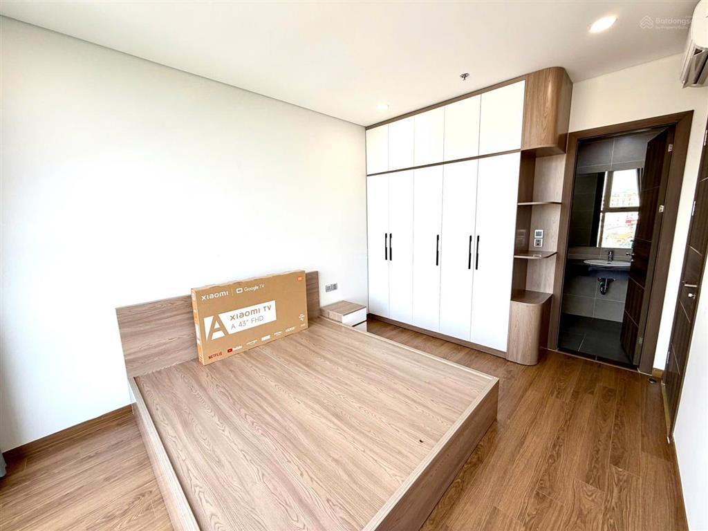 Sẵn căn hộ 2pn vào được luôn giá chỉ 8tr/th.  ngay với em để tư vấn và xem nhà