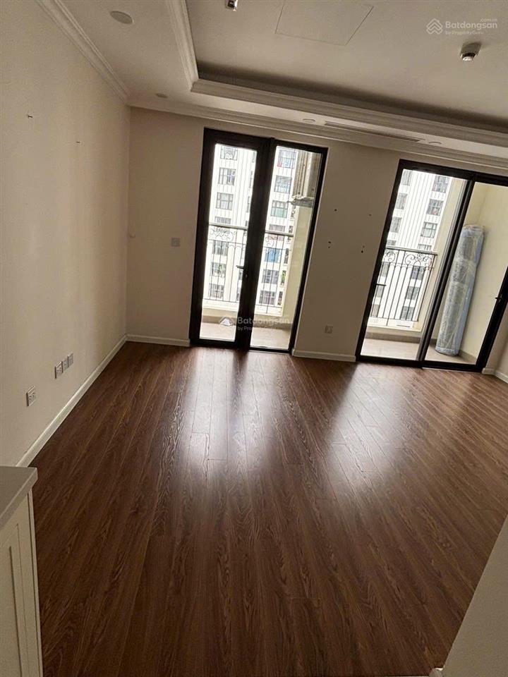 Thiện chí bán nhanh căn hộ 1pn tầng cao thoáng giá chỉ 3,9 tỷ có thương lượng sổ đỏ cầm tay