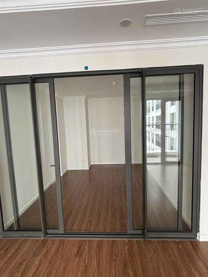 Thiện chí bán nhanh căn hộ 1pn tầng cao thoáng giá chỉ 3,9 tỷ có thương lượng sổ đỏ cầm tay