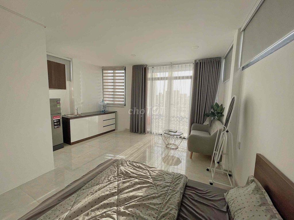 🔥 PHÒNG 1PN BAN CÔNG- QUẬN 1 – 35M² – THANG MÁY, CHỖ ĐỂ XE