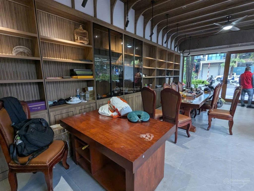 Bán nhà mp phan kế bính  ba đình  lô góc 162m2 x 7 tầng  giá đầu tư