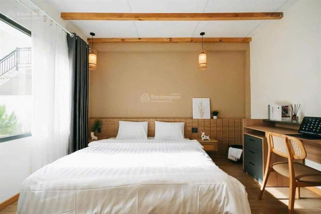 Sân vườn xinh cách hồ xuân hương 500m 742m full thổ giá 60 tỷ