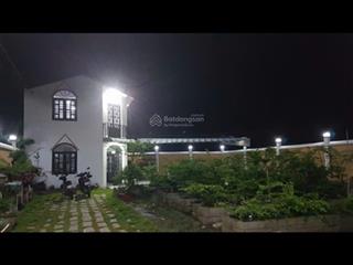 Bán nhà 1 trệt 1 lầu 15mx18m diện tích đất 280m2 khu phân lô bàn cờ long trạch cần đước  long an