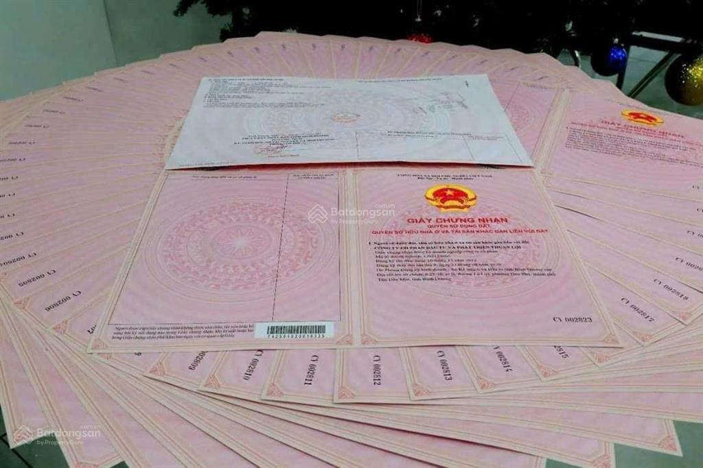 Căn hộ 42m2, nội thất cao cấp, view sài gòn tầng 20 giá chỉ 1 tỷ 350. ngân hàng hỗ trợ vay 70%