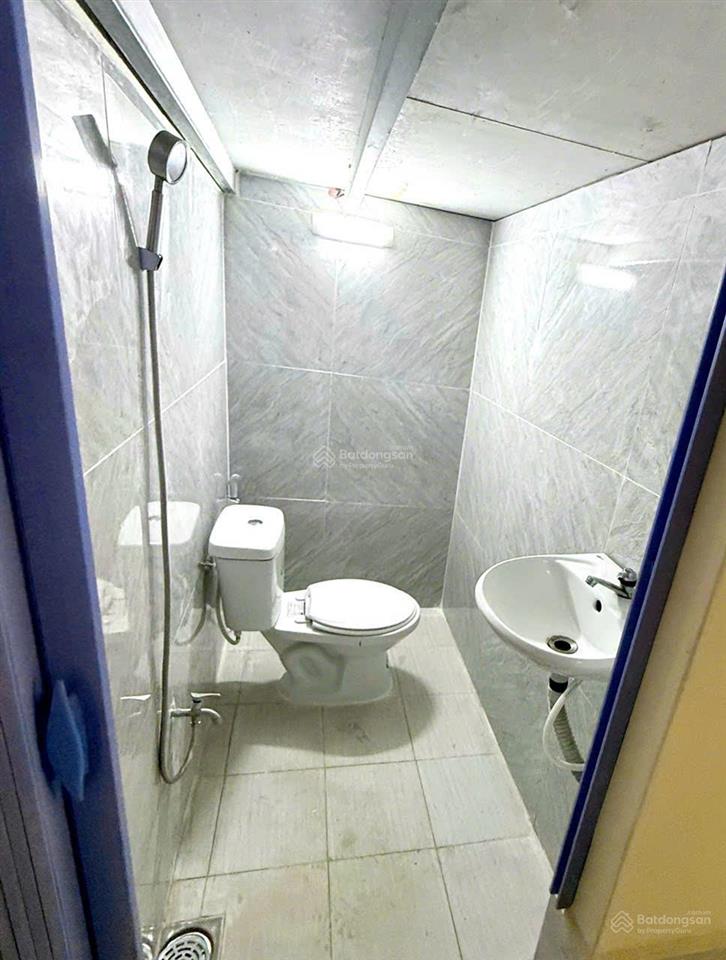 Cho thuê mặt bằng kinh doanh và ở phòng sau rộng có gác  lê văn việt  đường 385, quận 9 cũ