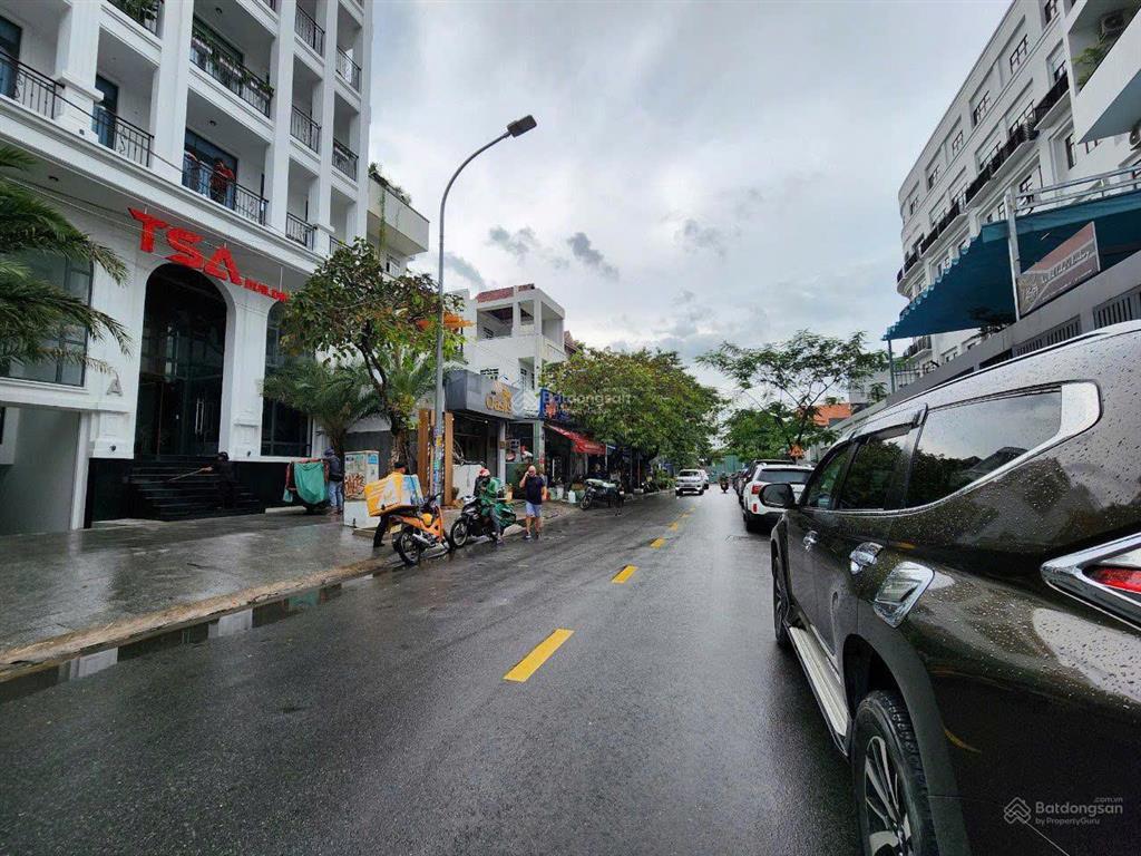 Bán nhà mặt tiền quốc hương, thảo điền, an khánh, 12 x 26m. ctxd hầm 7 tầng. giá 95 tỷ