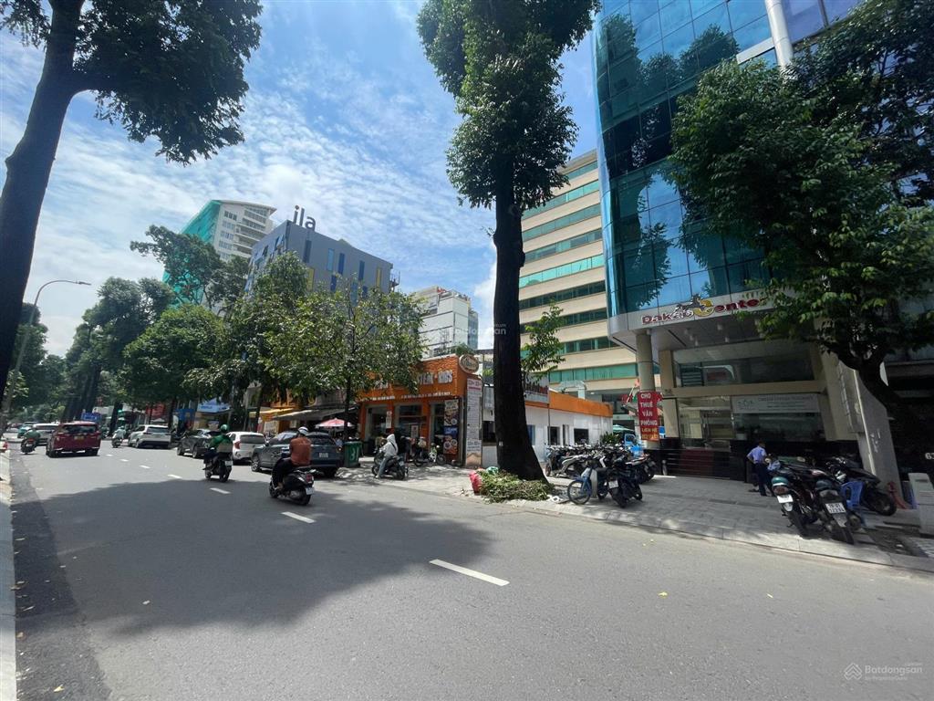 Bán tòa nhà văn phòng mạc đĩnh chi, đa kao, quận 1. dt 9.45 x 22m. hđt 450tr/ tháng. giá bán 239 tỷ
