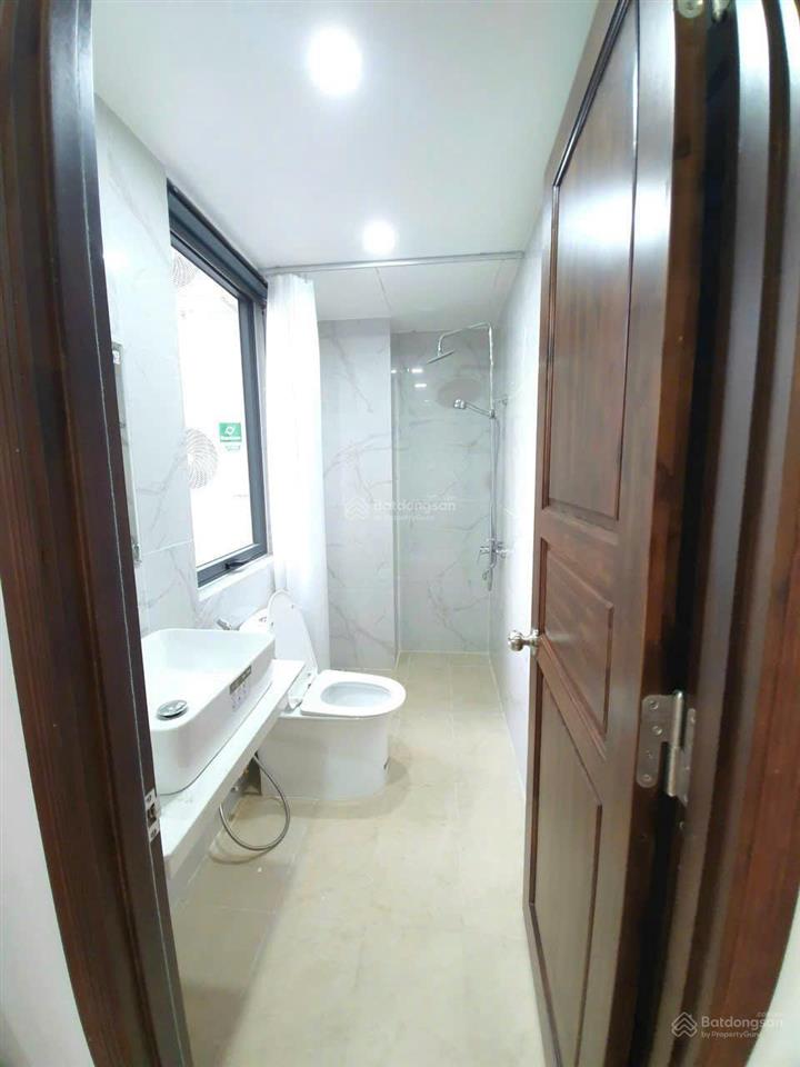 Bán chdv phường thảo điền, quận 2 dt 8 x 22m 5 tầng st+tm. khai khoán 200tr/tháng. giá chỉ 55 tỷ