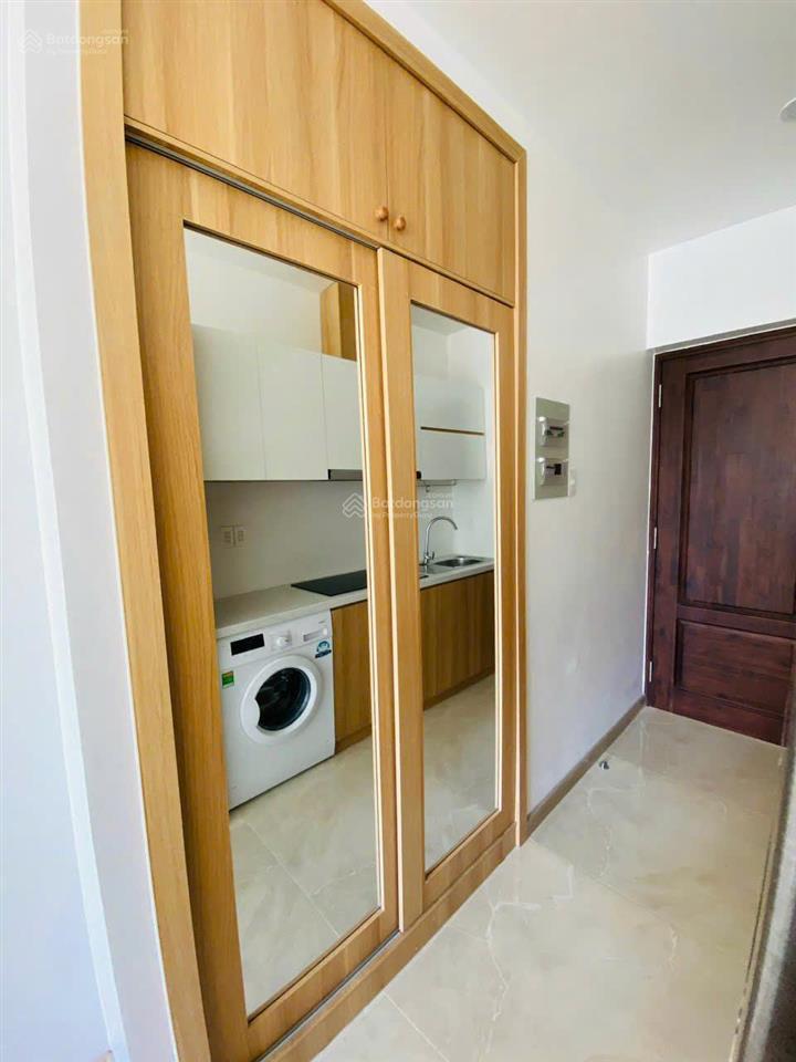 Bán chdv phường thảo điền, quận 2 dt 8 x 22m 5 tầng st+tm. khai khoán 200tr/tháng. giá chỉ 55 tỷ