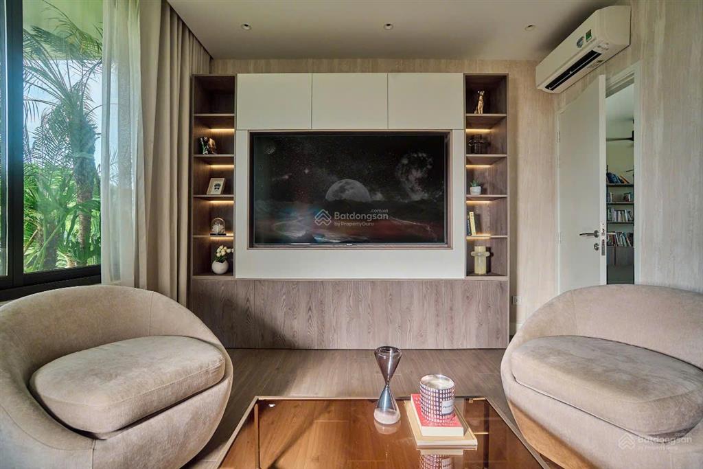 Bán biệt thự khu compound nguyễn văn hưởng, thảo điền dt 15 x 26m. 4 tầng. giá chỉ 88 tỷ