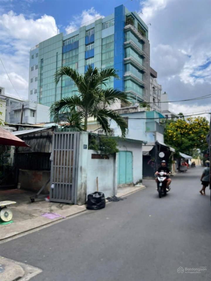Bán tòa nhà góc 2 mặt tiền ngay nguyễn văn trỗi, dt 13 x 46m, 2 hầm 9 tầng, sts 3572m2. giá 220 tỷ