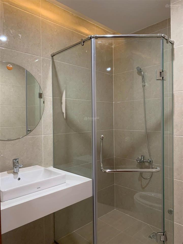 Bán chdv đường nguyễn trãi, quận 5 cũ. dt 7 x 20m. hầm 8 lầu. hđt 135tr. giá 36.6 tỷ