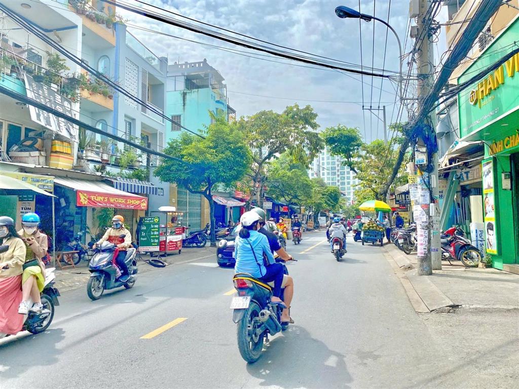 Bán tòa nhà văn phòng mặt tiền trần não, an khánh, dt 8.8 x 65m 5t hđt 350tr/ tháng giá 106 tỷ