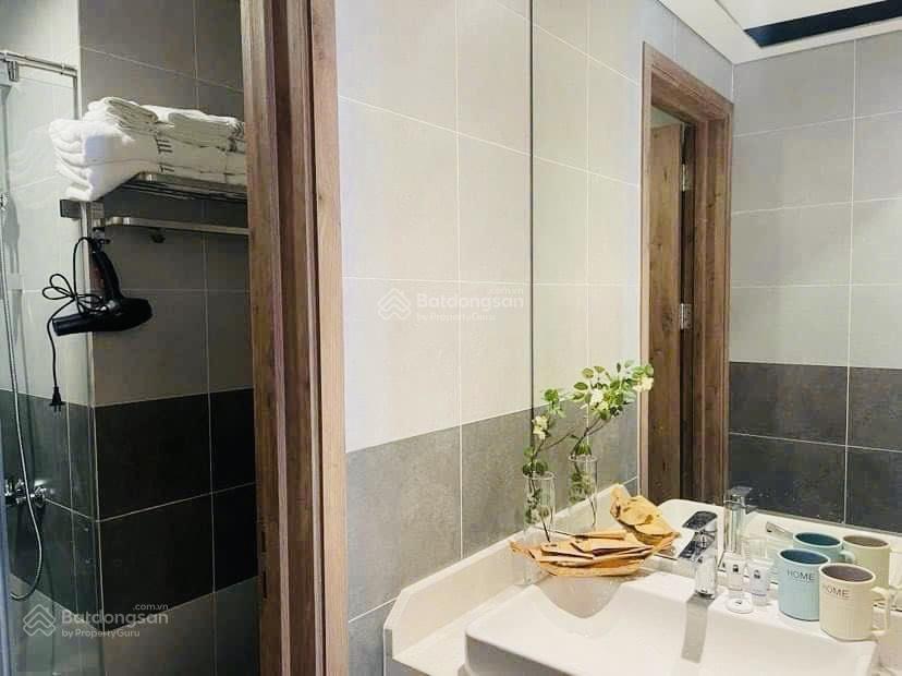 Chính chủ cần bán cc cao cấp 2pn 53m2 tại khu đô thị ecopark, giá tốt. có thể thương lượng giá.